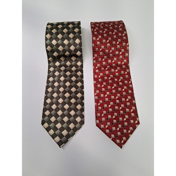 UOMO VENETTO Other - Uomo Venetto Printed Ties (Set Of 2)  58" x 3-3/4"  100% Silk